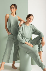 Pijama capri con polera sin mangas Color Verde